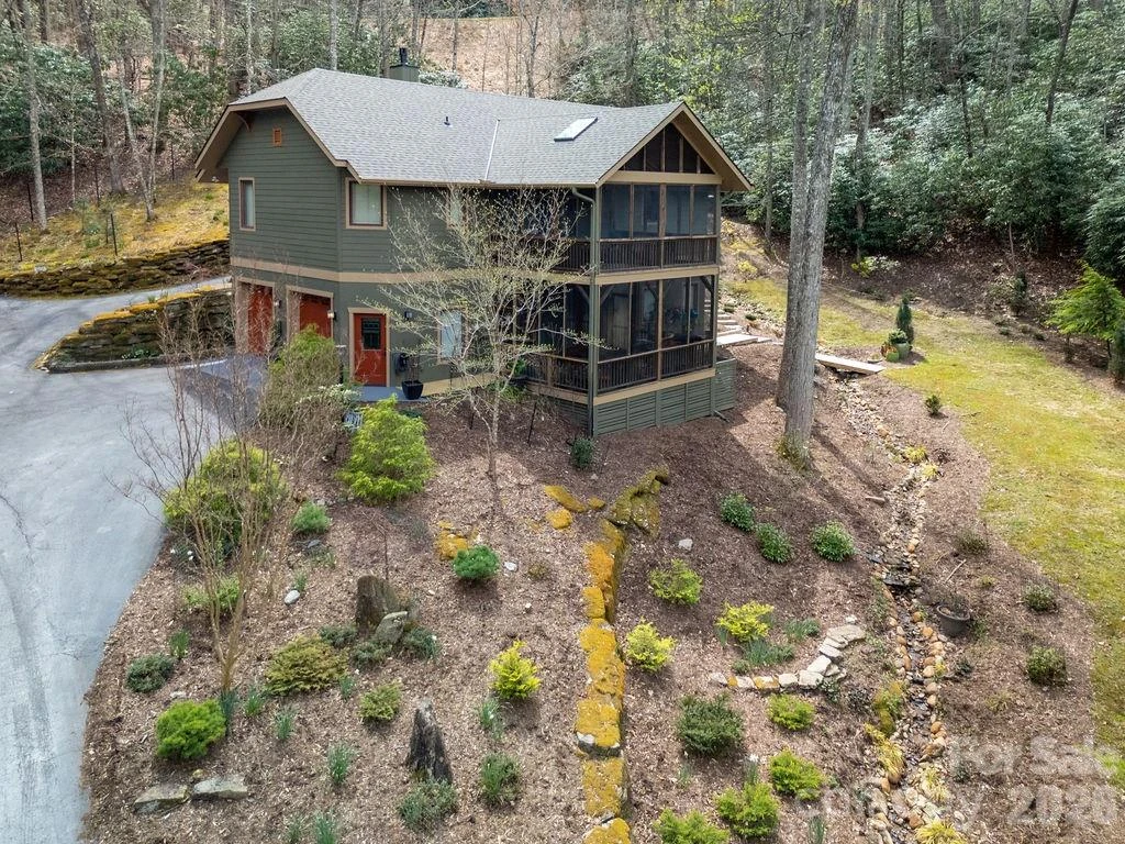 141 Bruce Circle - Photo 2