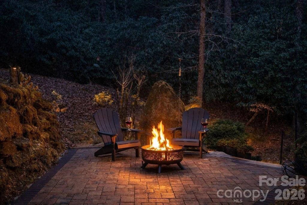 141 Bruce Circle - Photo 42