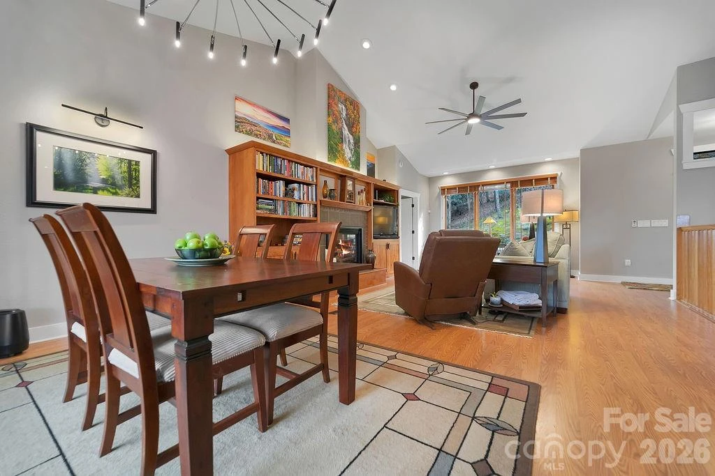 141 Bruce Circle - Photo 7