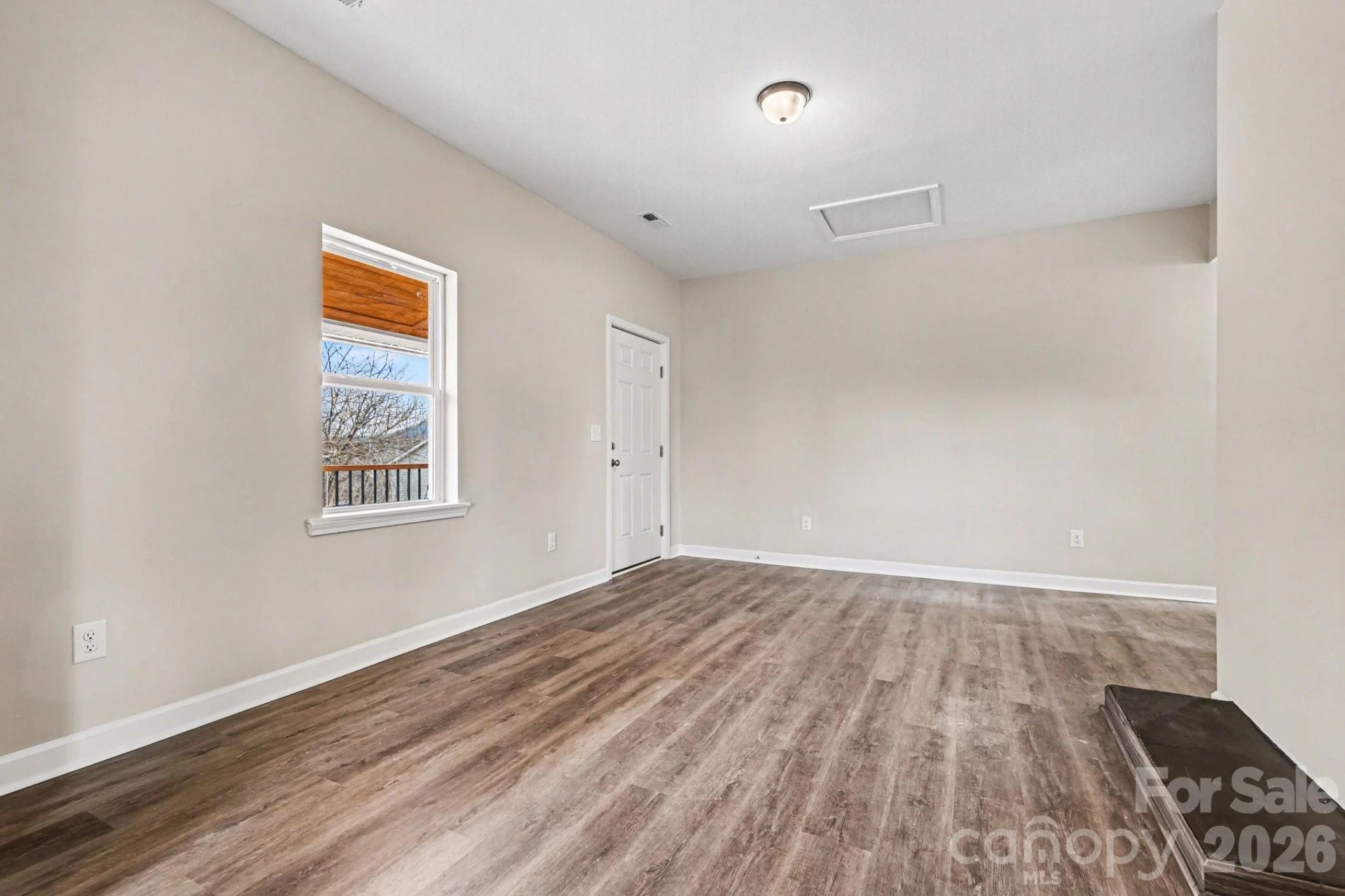 214 Eastview Street - Photo 5