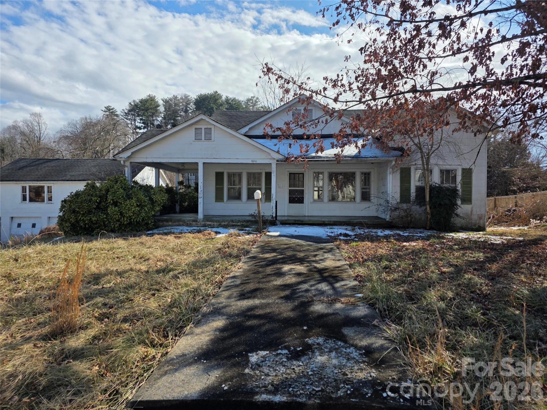 522 1st Avenue - Photo 3