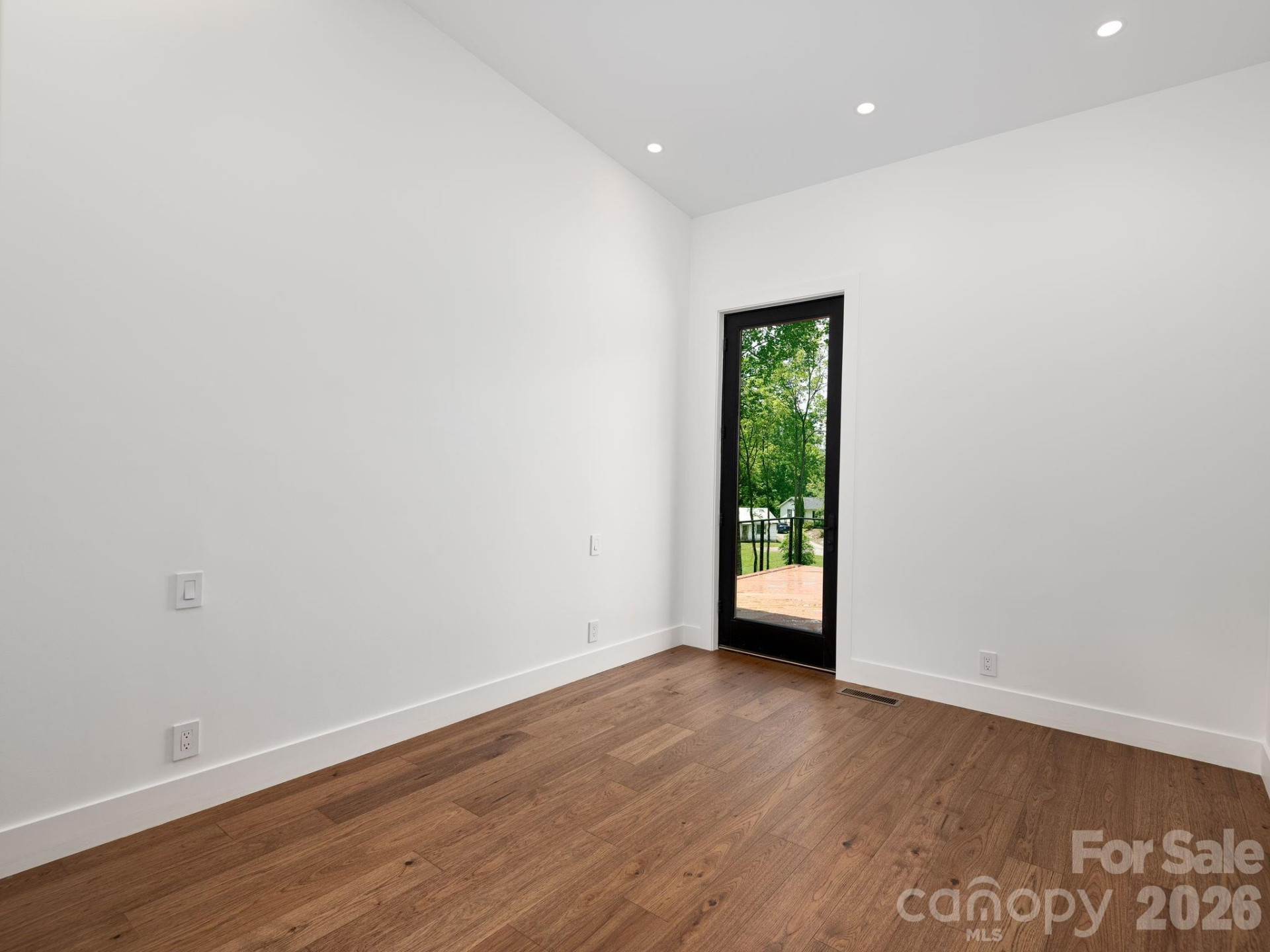 78 Manchester Way - Photo 13