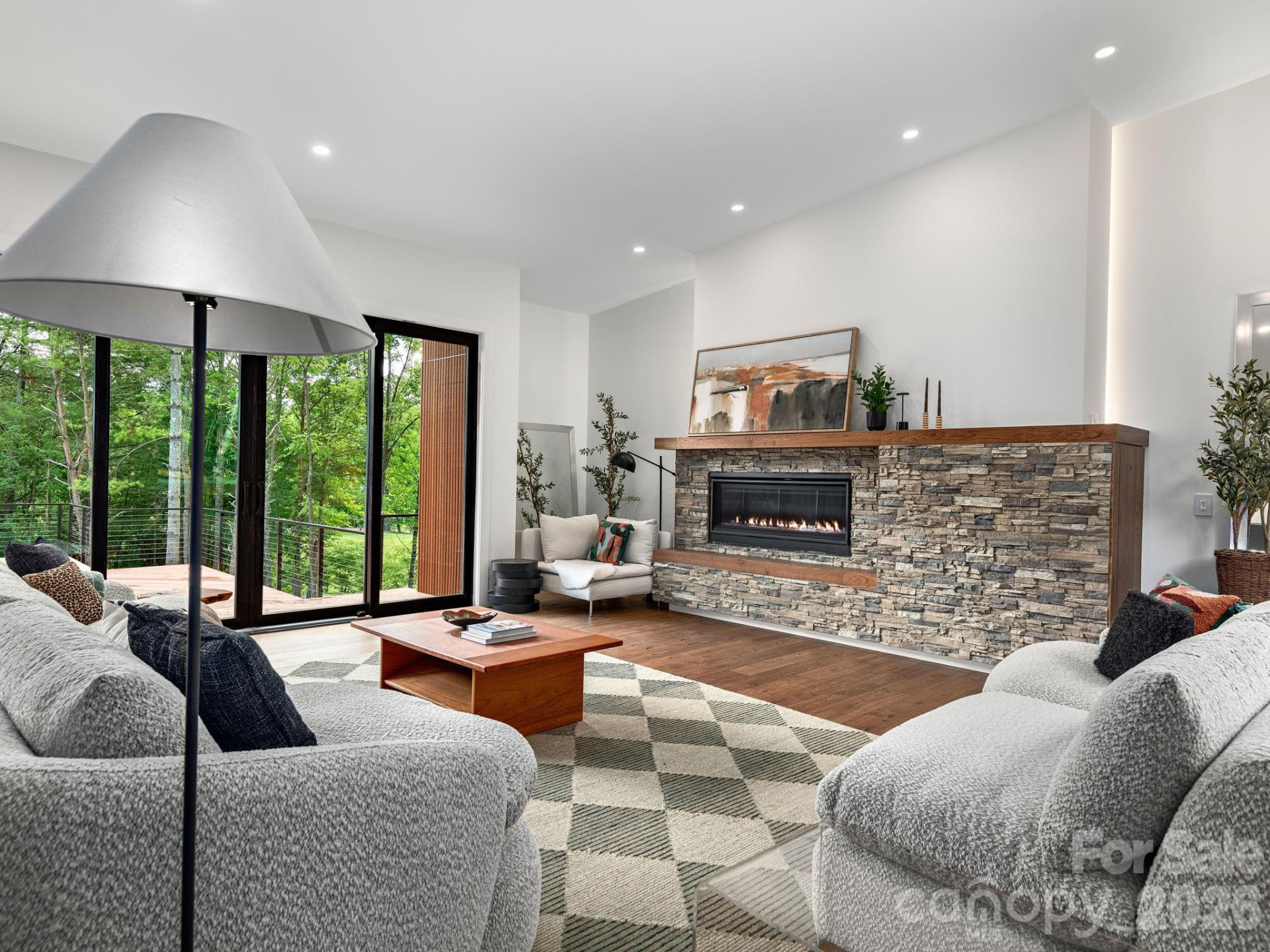 78 Manchester Way - Photo 4