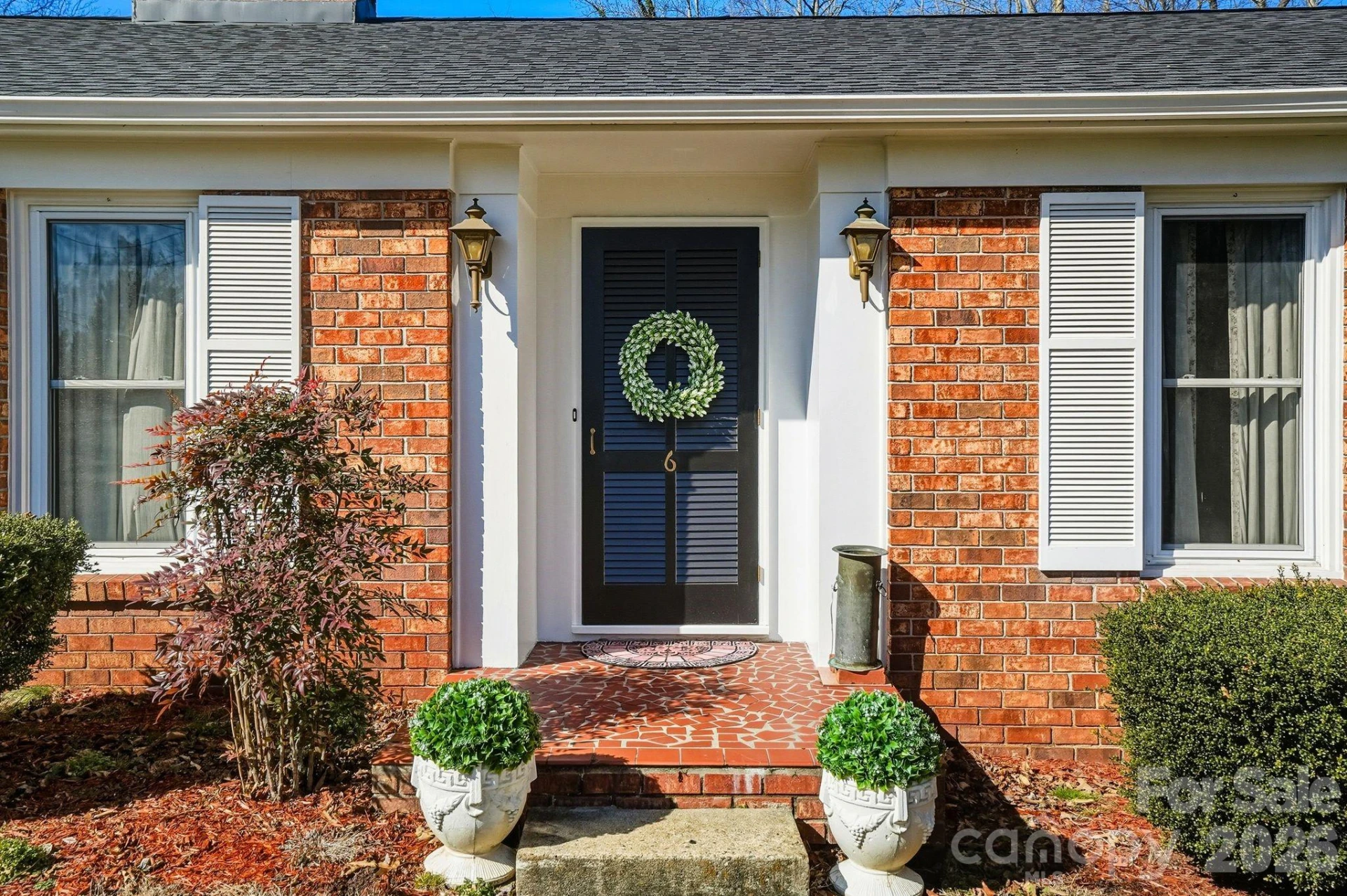 6 Crestwood Lane - Photo 2