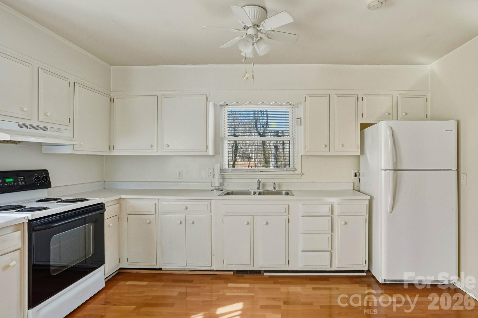 6 Crestwood Lane - Photo 7