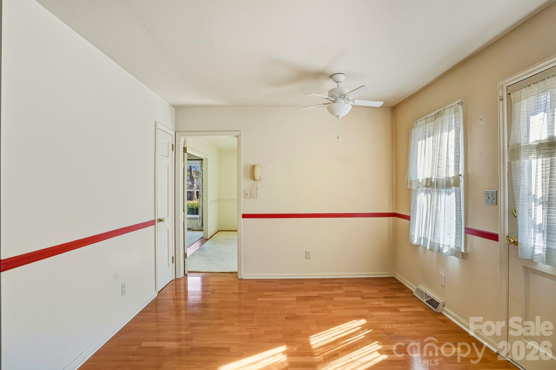 6 Crestwood Lane - Photo 10
