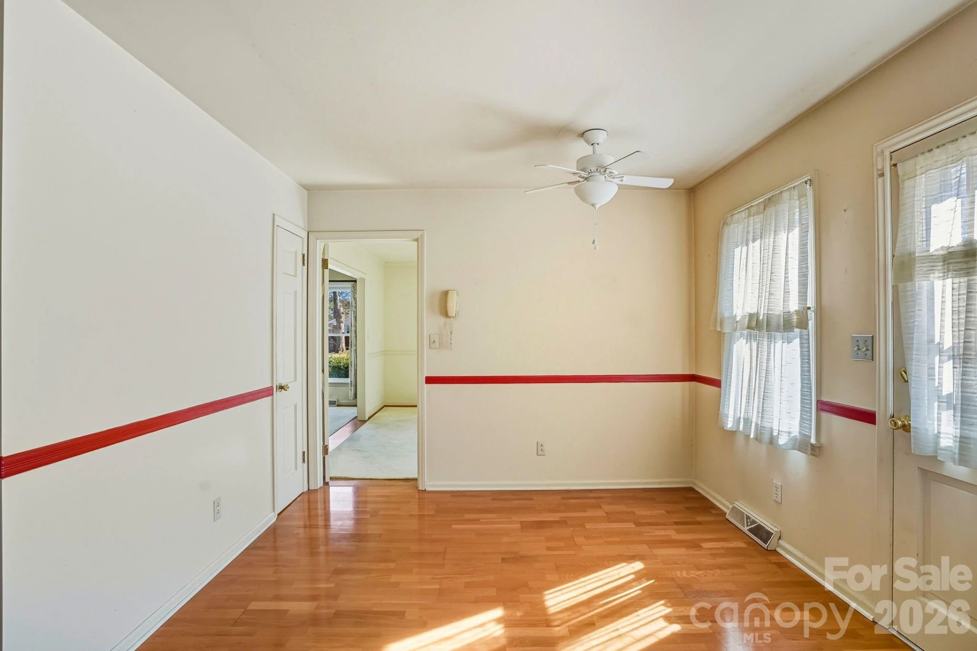 6 Crestwood Lane - Photo 10