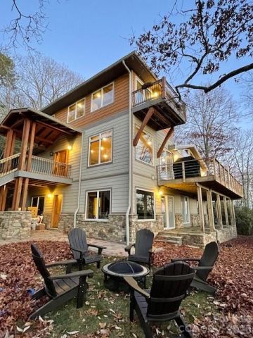 425 Flat Top Mountain Road