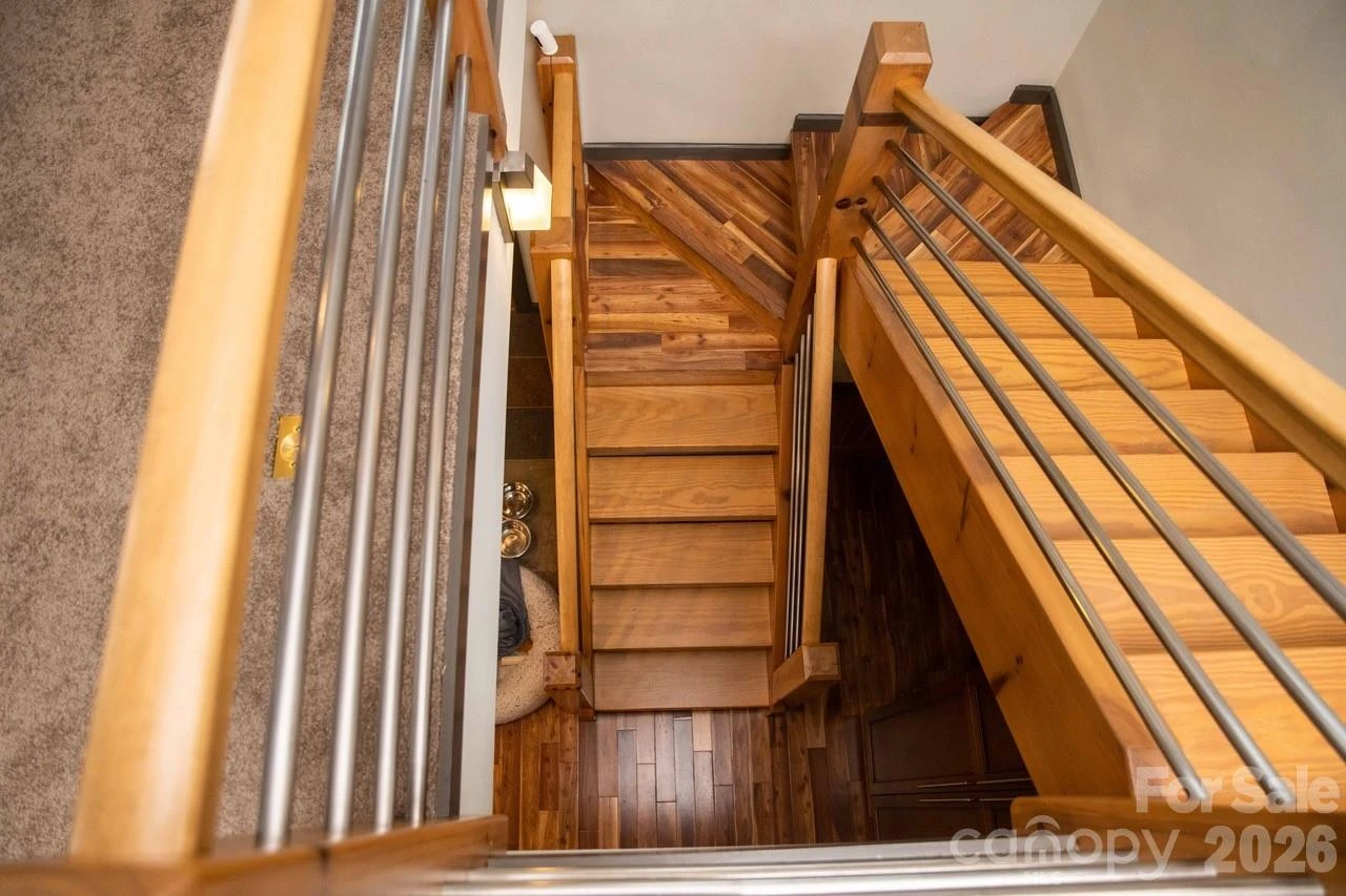 425 Flat Top Mountain Road - Photo 10