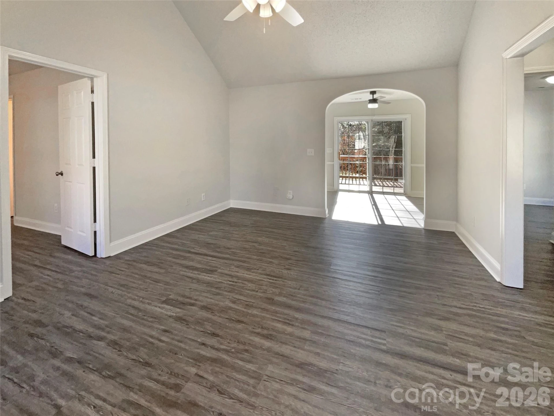 1657 Gresham Court - Photo 3
