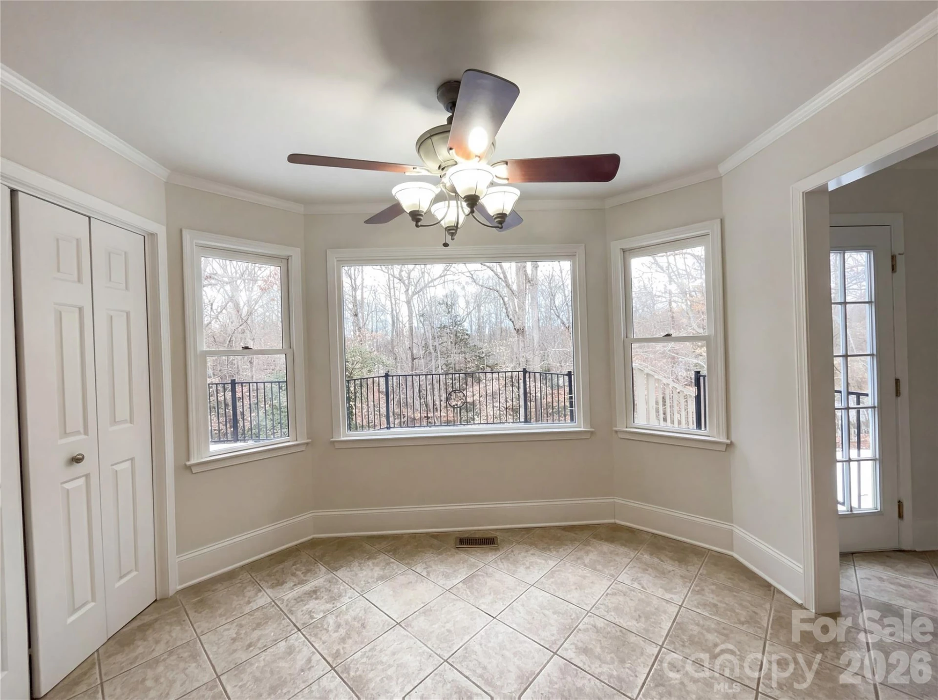 122 Tattersall Drive - Photo 11