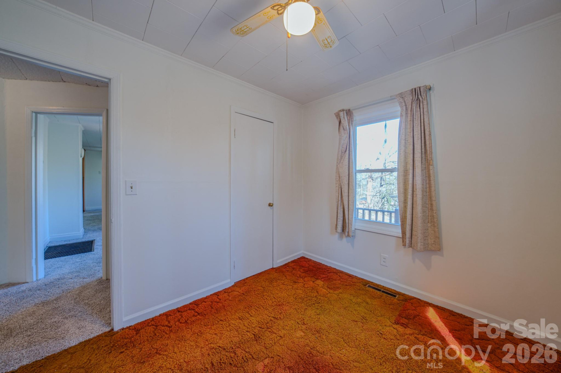 550 Saluda Street - Photo 13