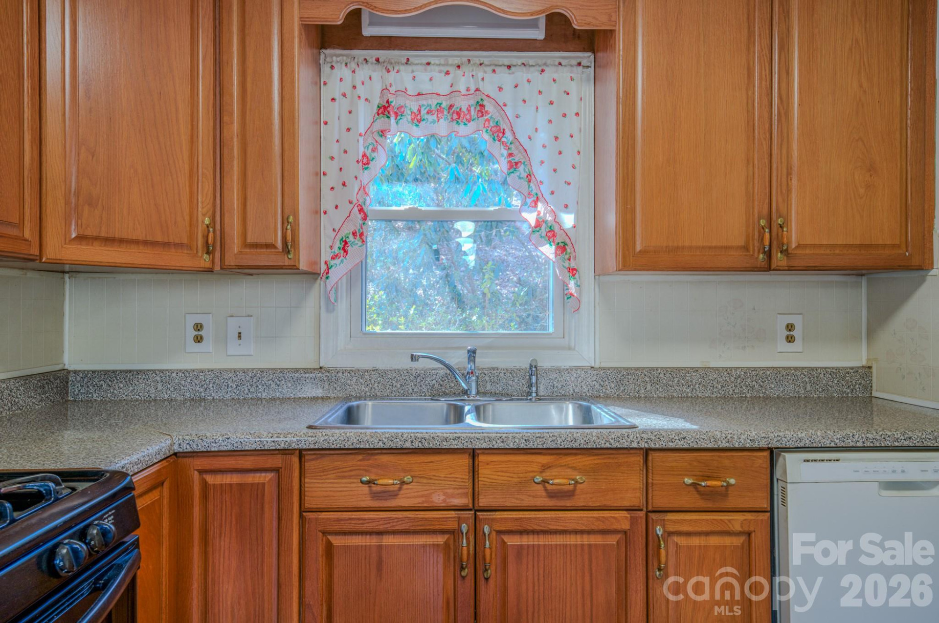 550 Saluda Street - Photo 21