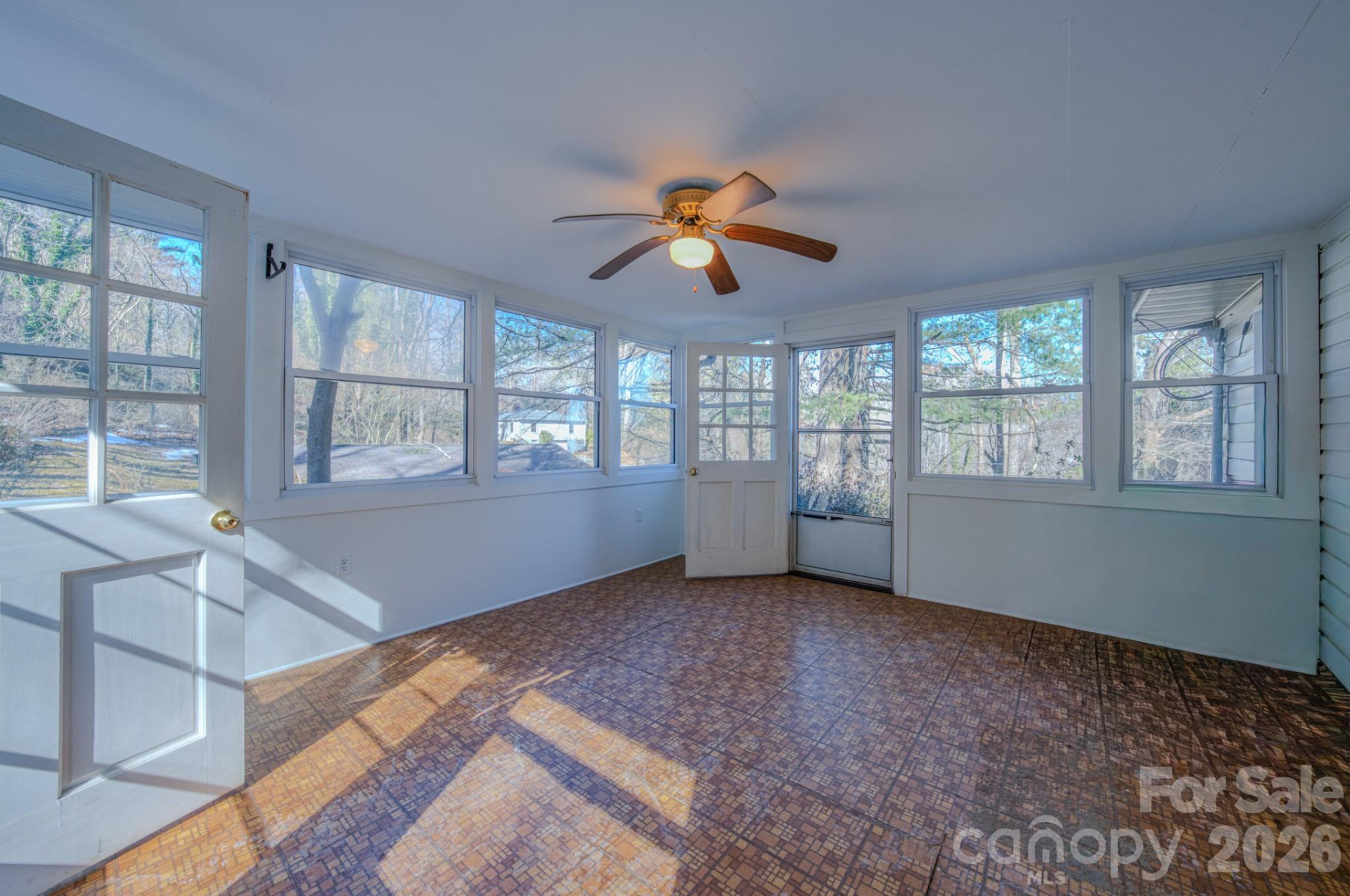 550 Saluda Street - Photo 22