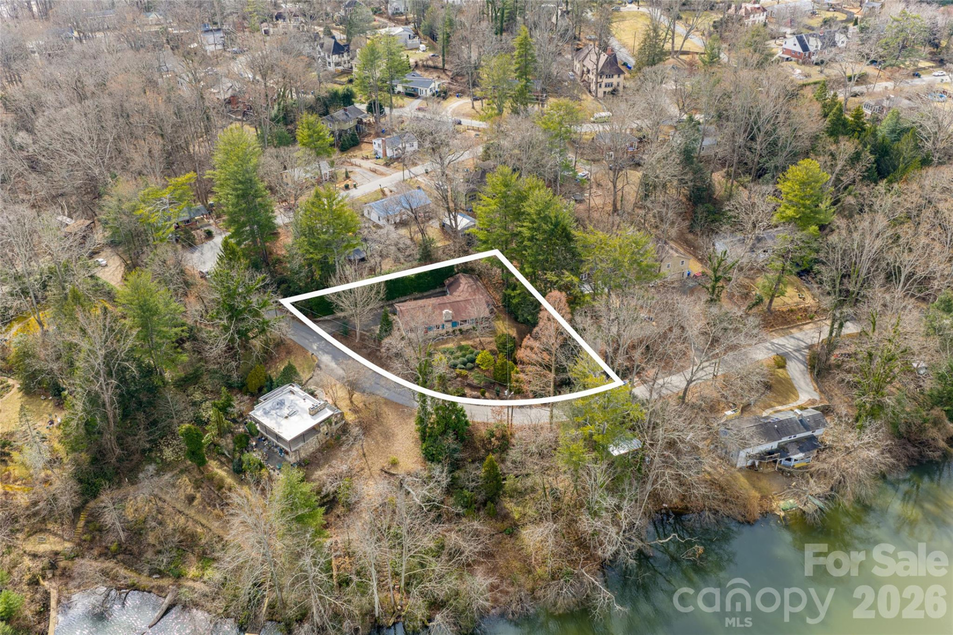 180 Lakewood Drive - Photo 3