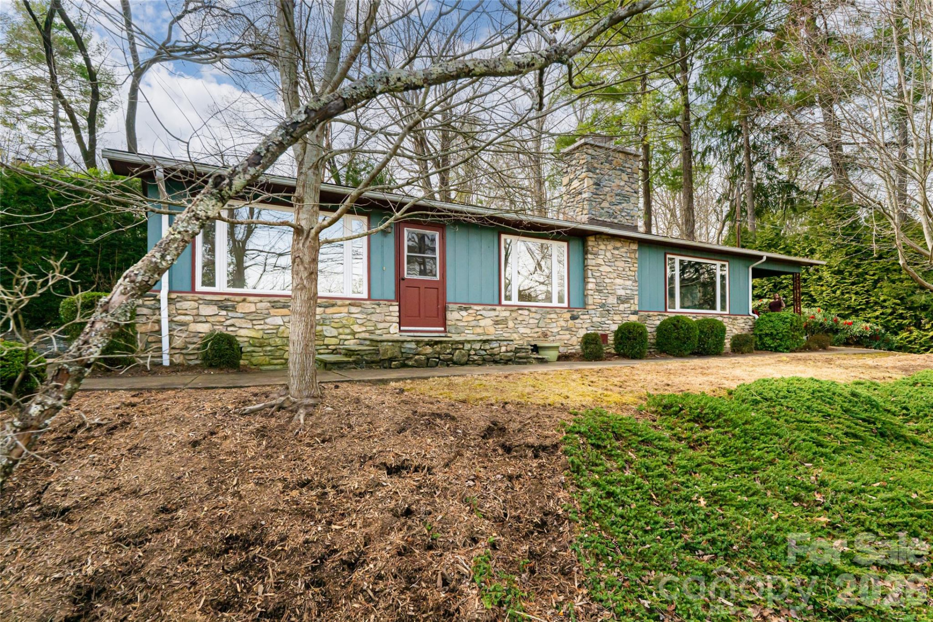 180 Lakewood Drive - Photo 4