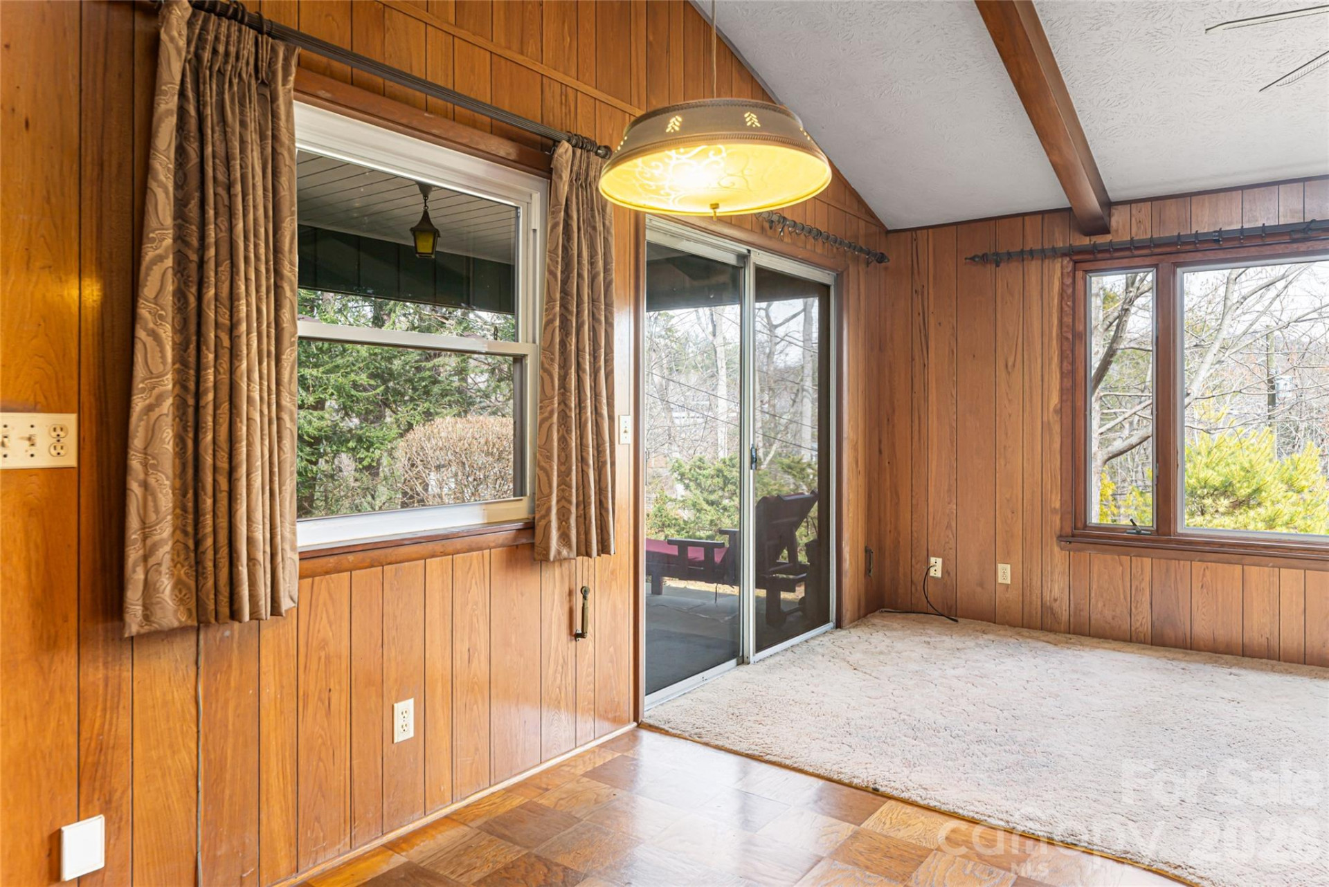 180 Lakewood Drive - Photo 9