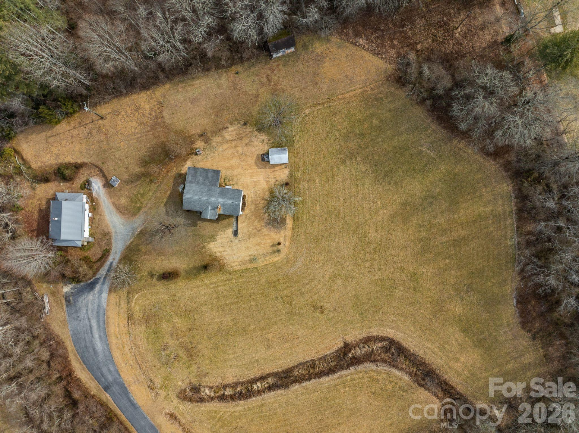 146 and 148 Monteith Road - Photo 8