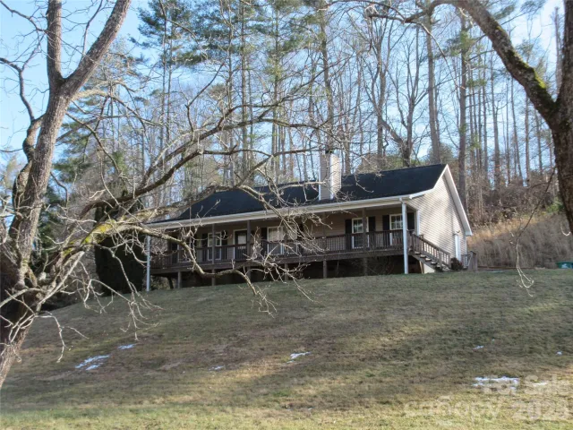 618 Brook Knoll Circle