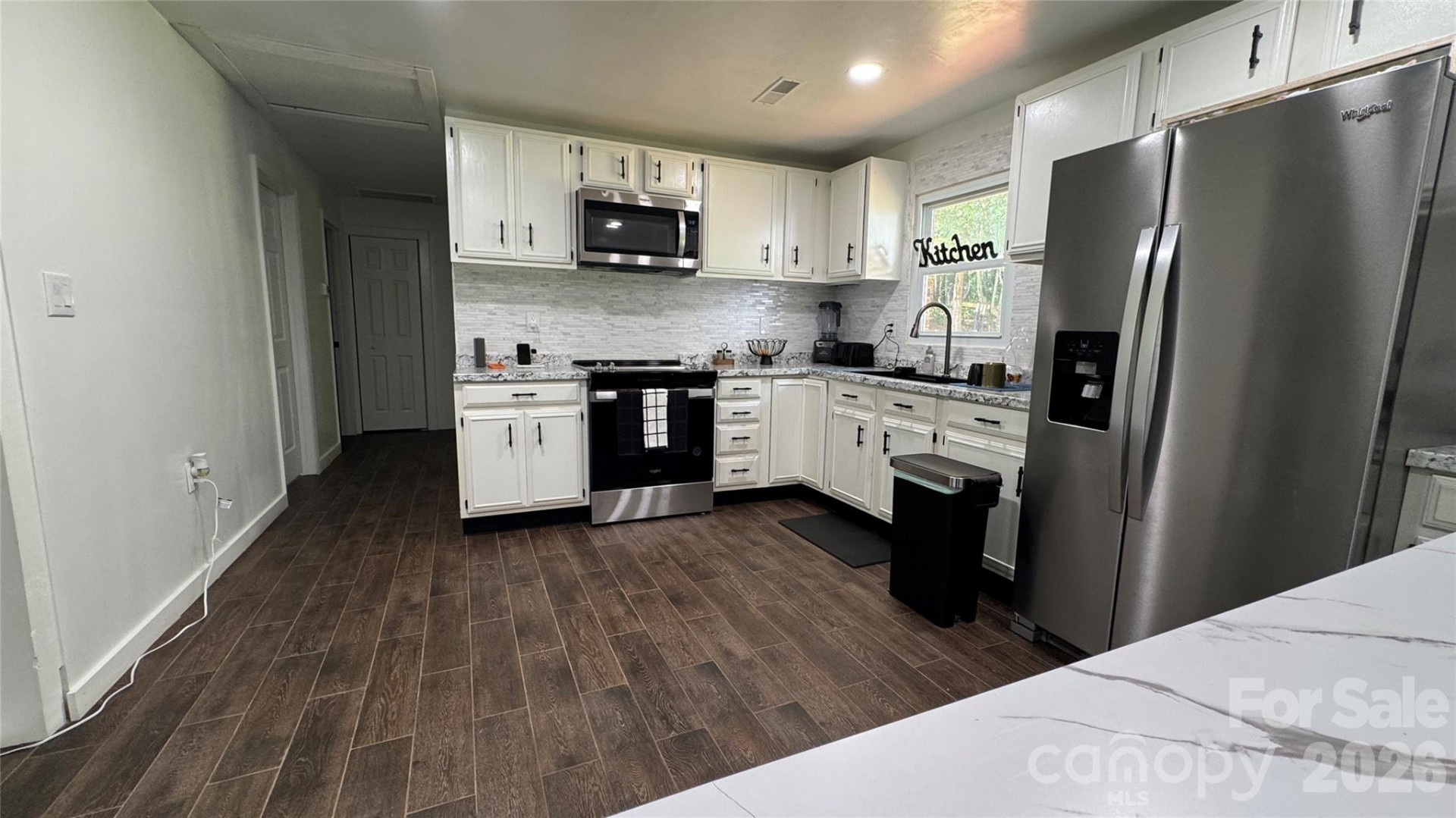 143 Mountain View Street - Photo 16