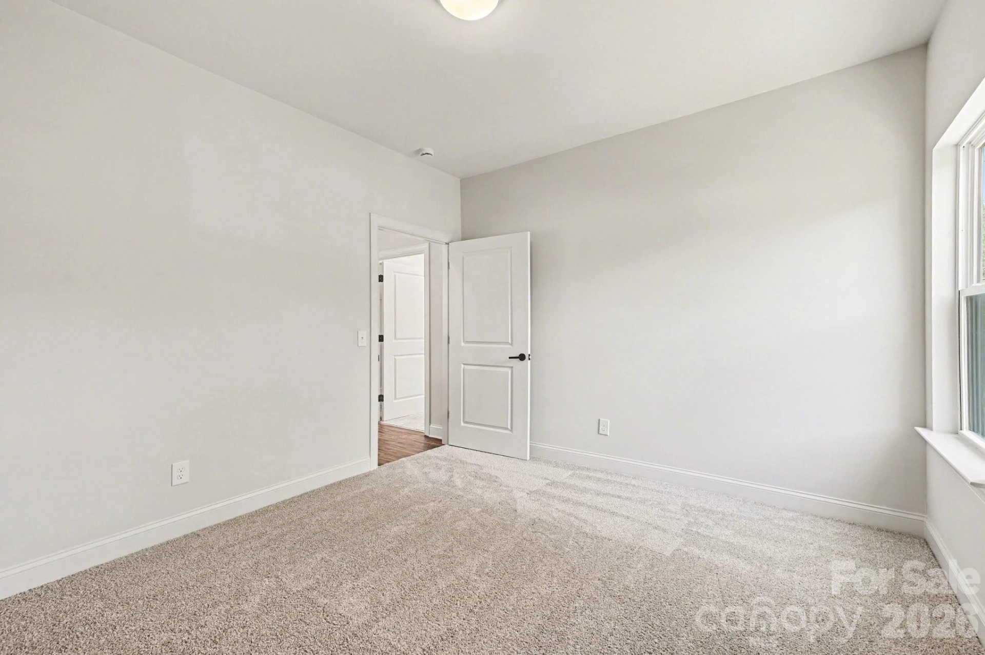 560 Wilson Avenue - Photo 21