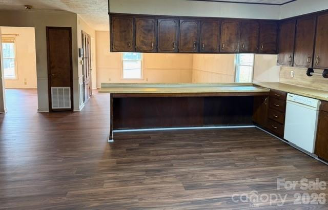 103 Pine Street - Photo 2