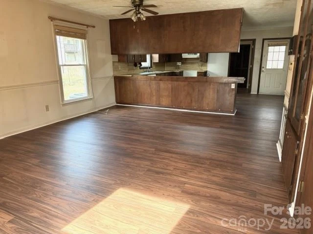 103 Pine Street - Photo 3