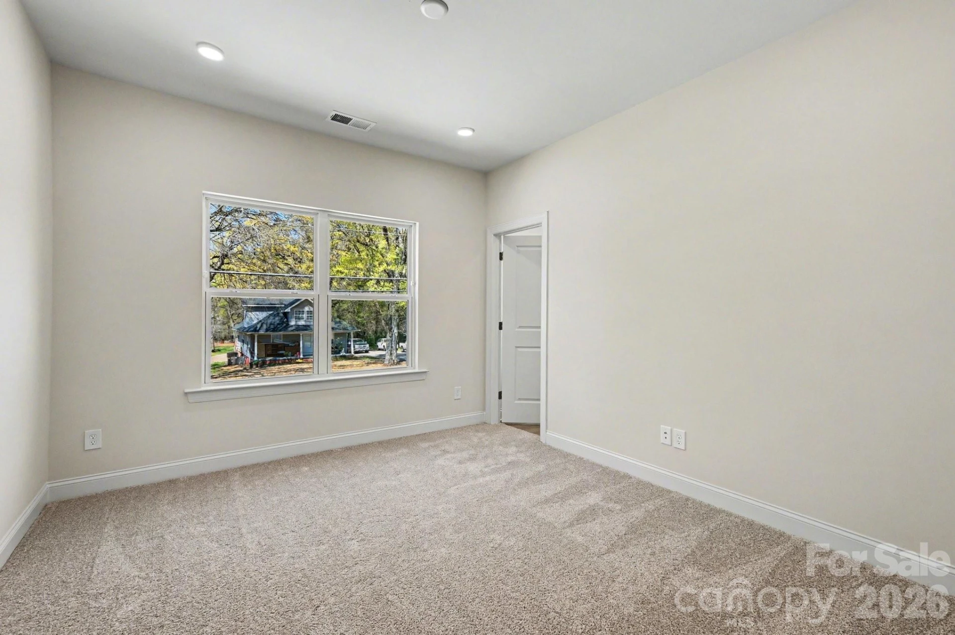 562 Wilson Avenue - Photo 14