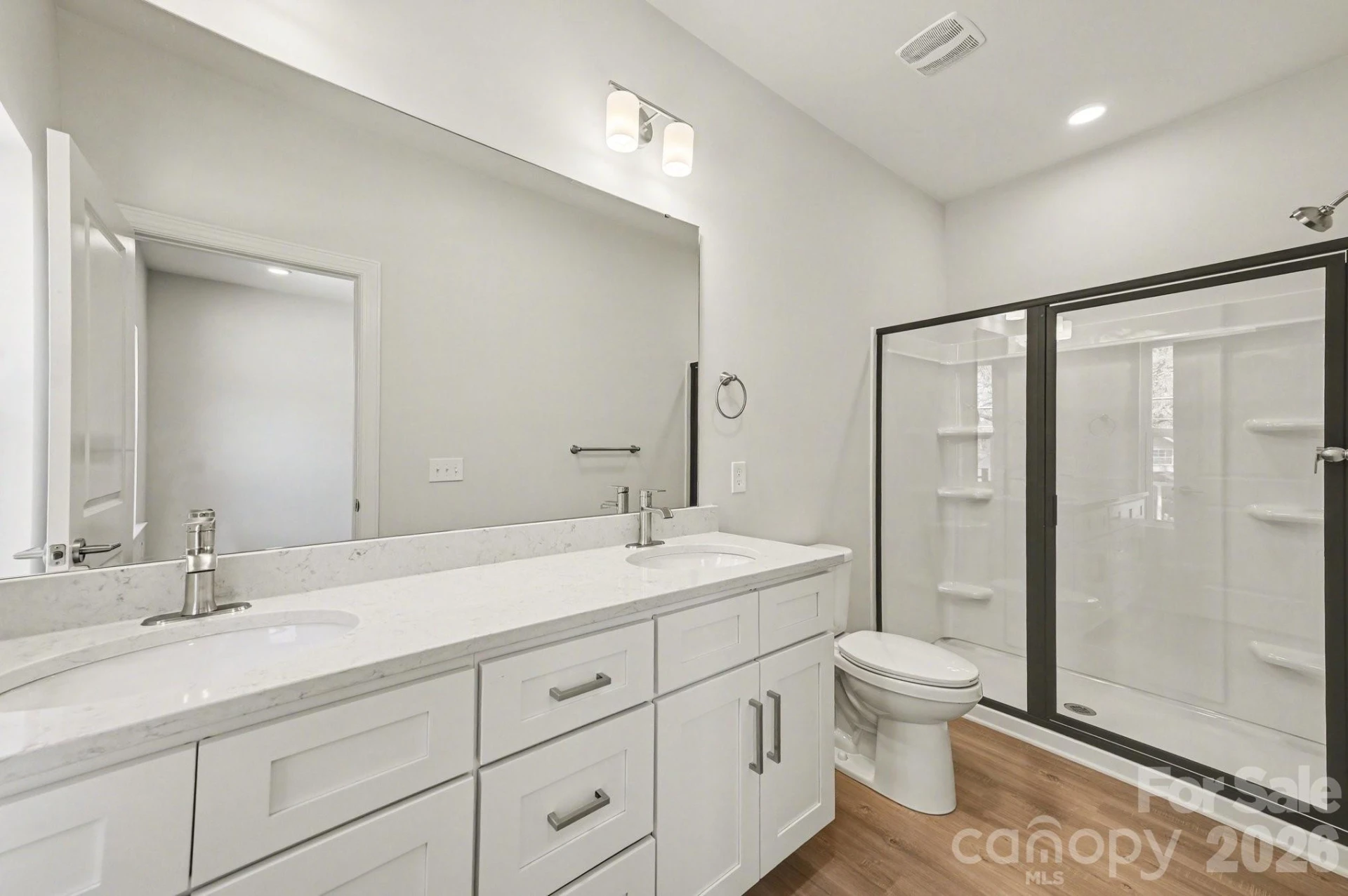 562 Wilson Avenue - Photo 16