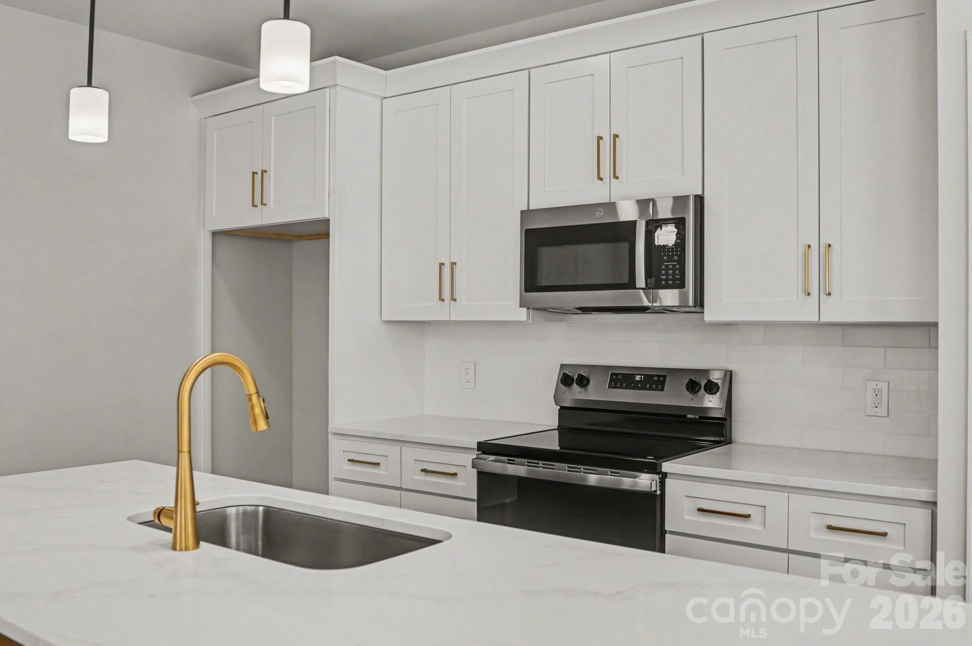 564 Wilson Avenue - Photo 11