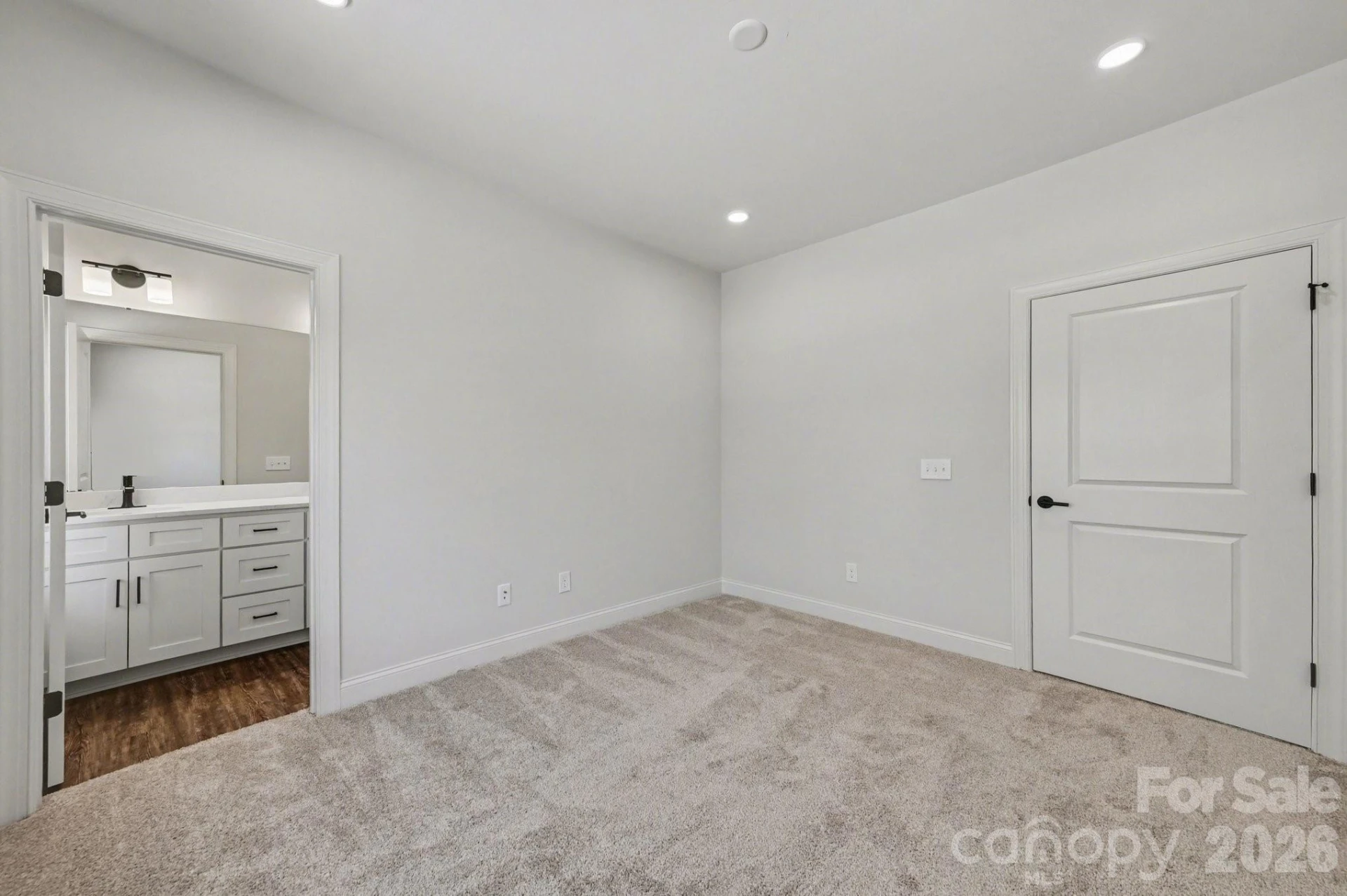 564 Wilson Avenue - Photo 15