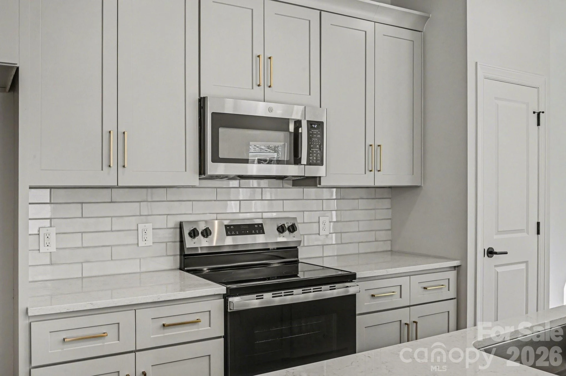 566 Wilson Avenue - Photo 11