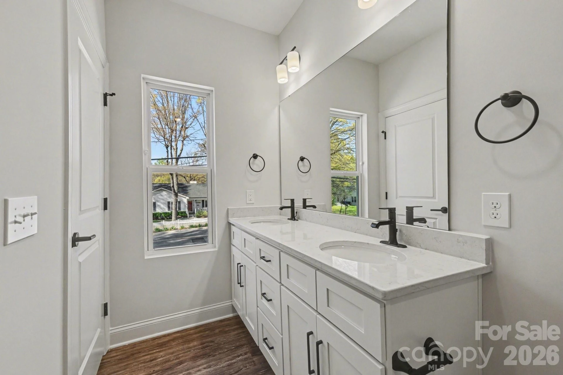 566 Wilson Avenue - Photo 17