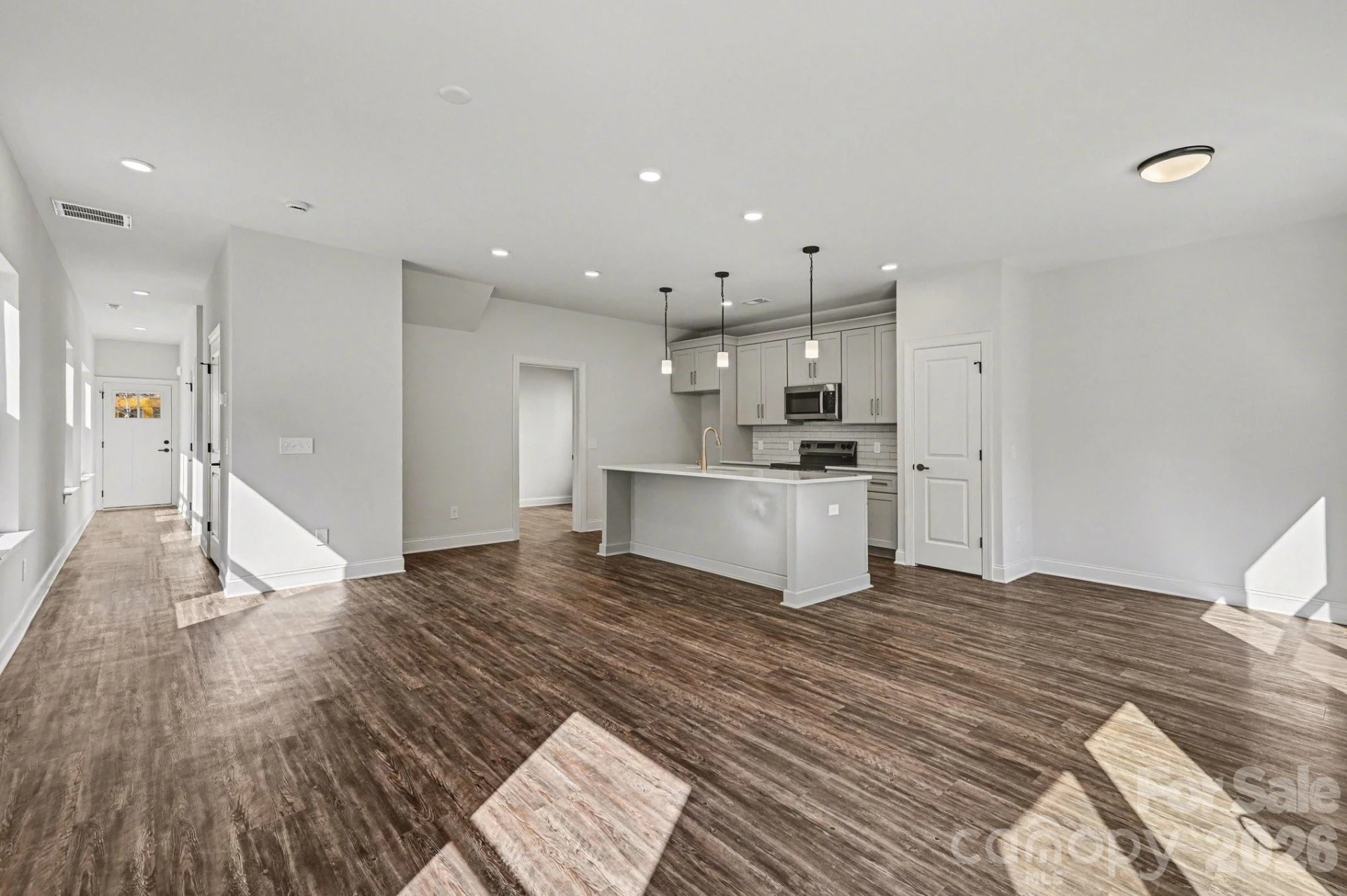 566 Wilson Avenue - Photo 3