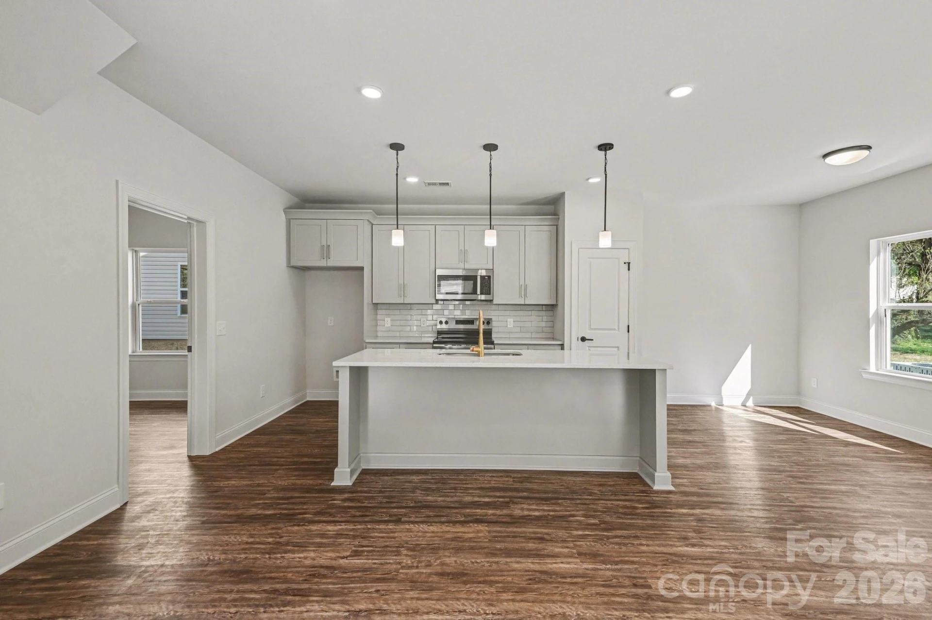 566 Wilson Avenue - Photo 7