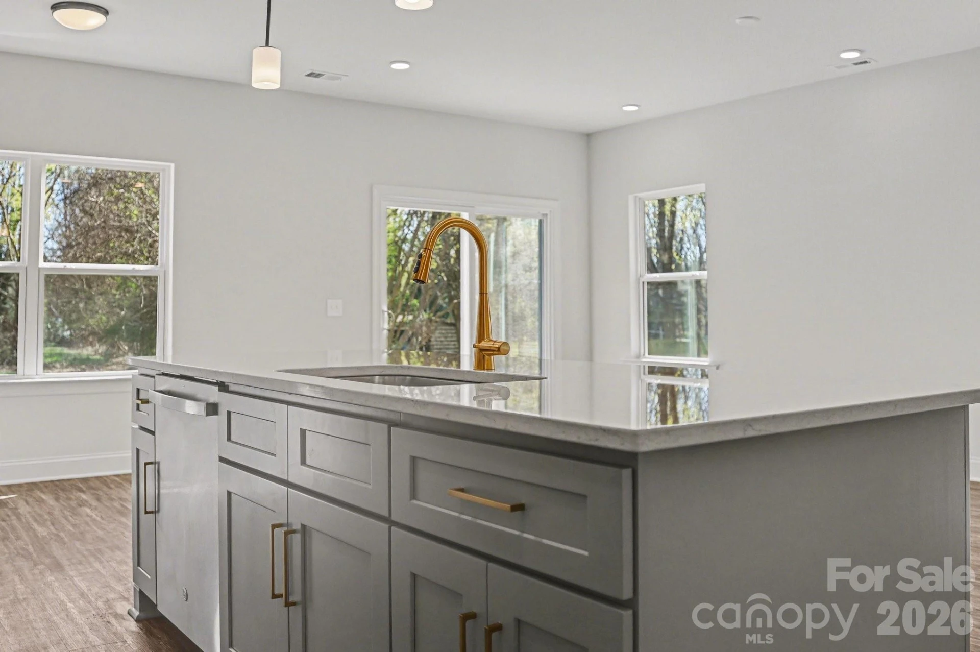 566 Wilson Avenue - Photo 9