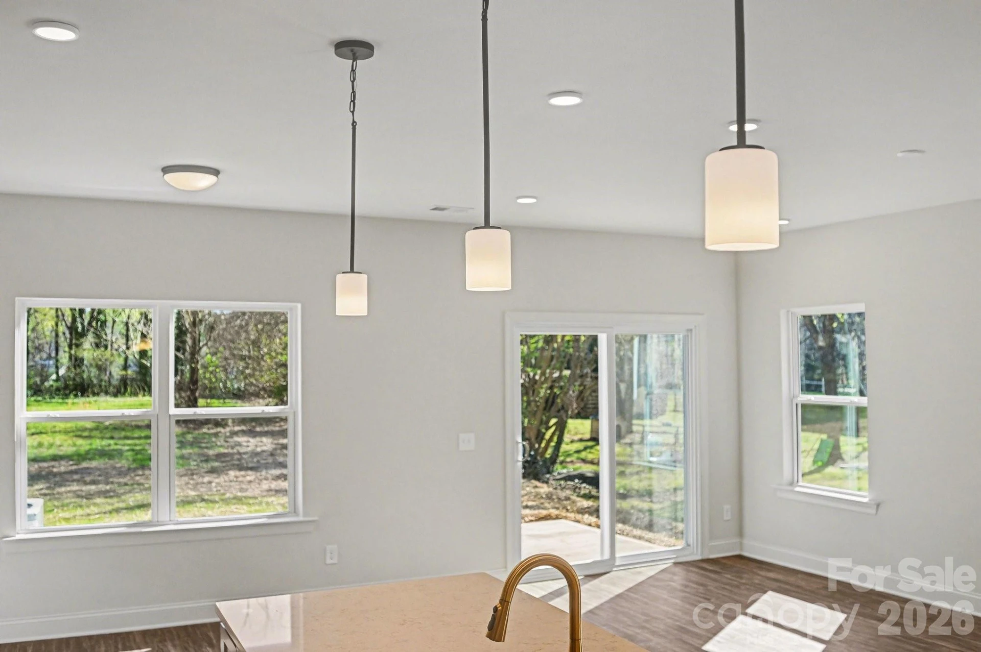 566 Wilson Avenue - Photo 10
