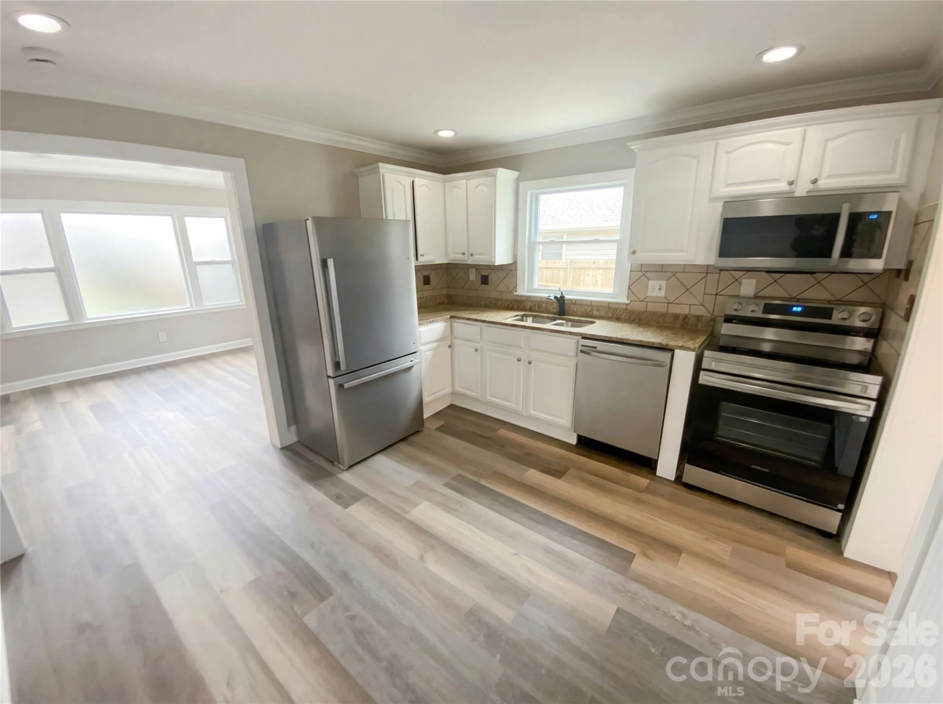 2122 Kilborne Drive - Photo 10