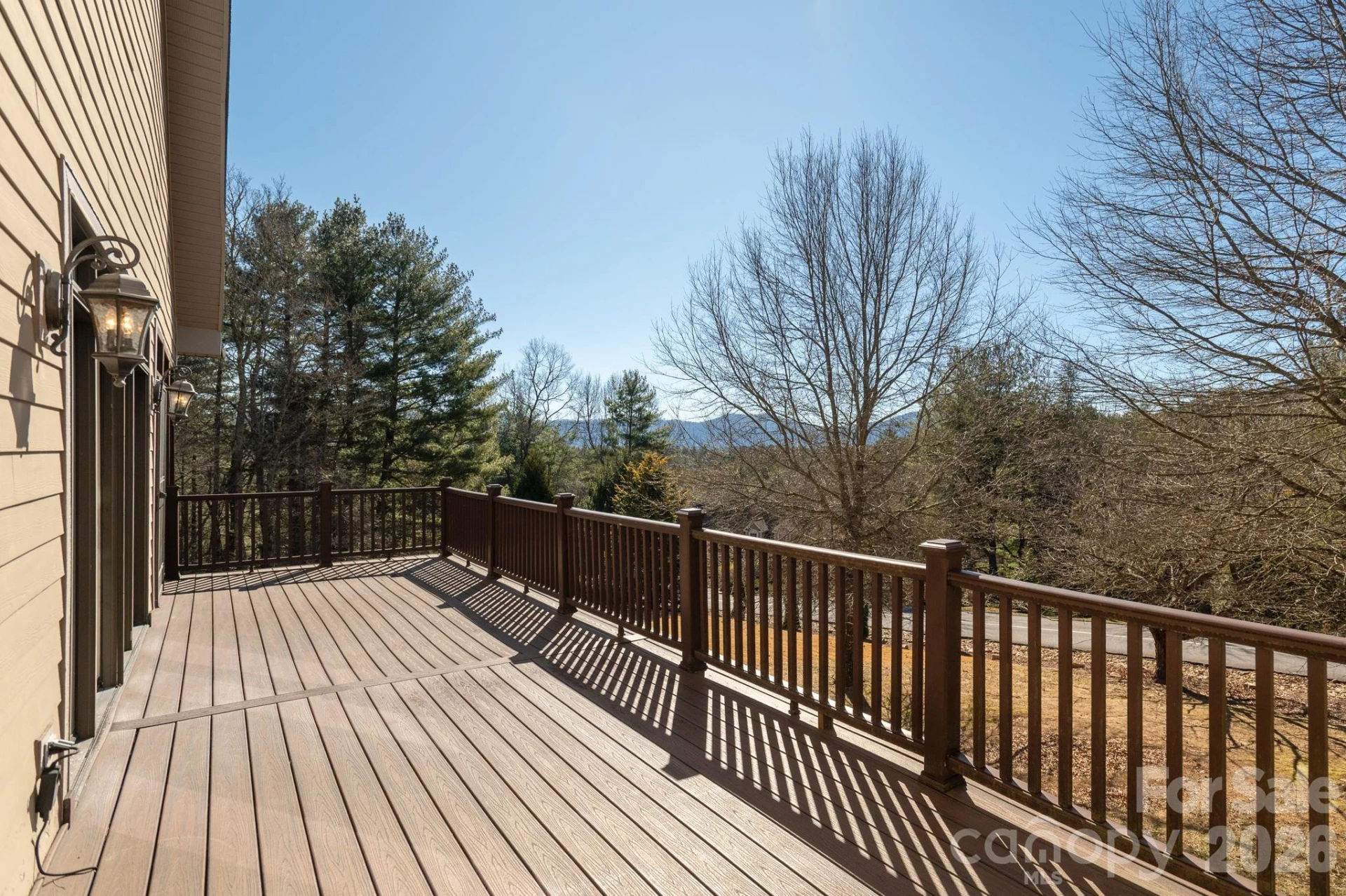 16 WINTERBERRY Drive - Photo 11