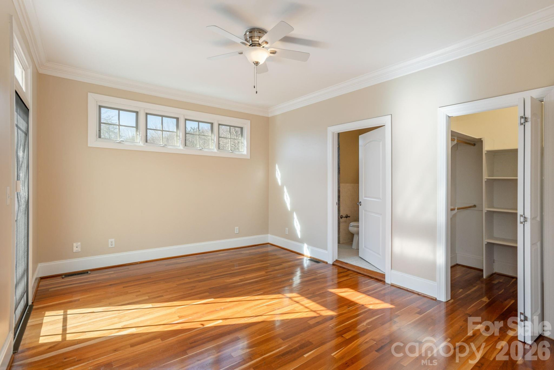 16 WINTERBERRY Drive - Photo 32