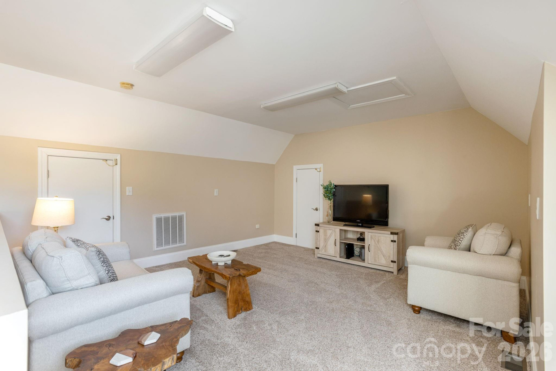 16 WINTERBERRY Drive - Photo 34