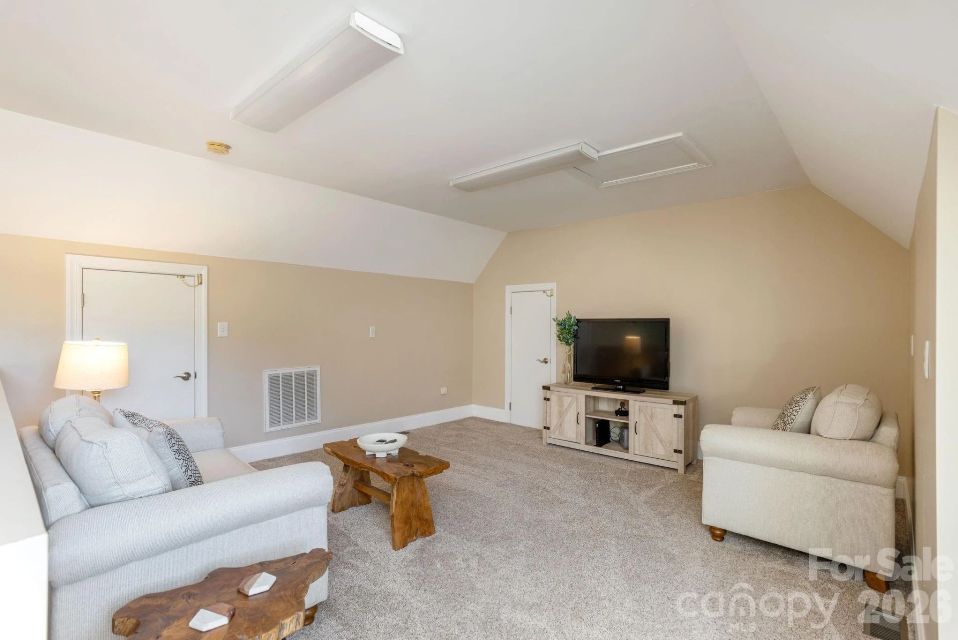 16 WINTERBERRY Drive - Photo 34