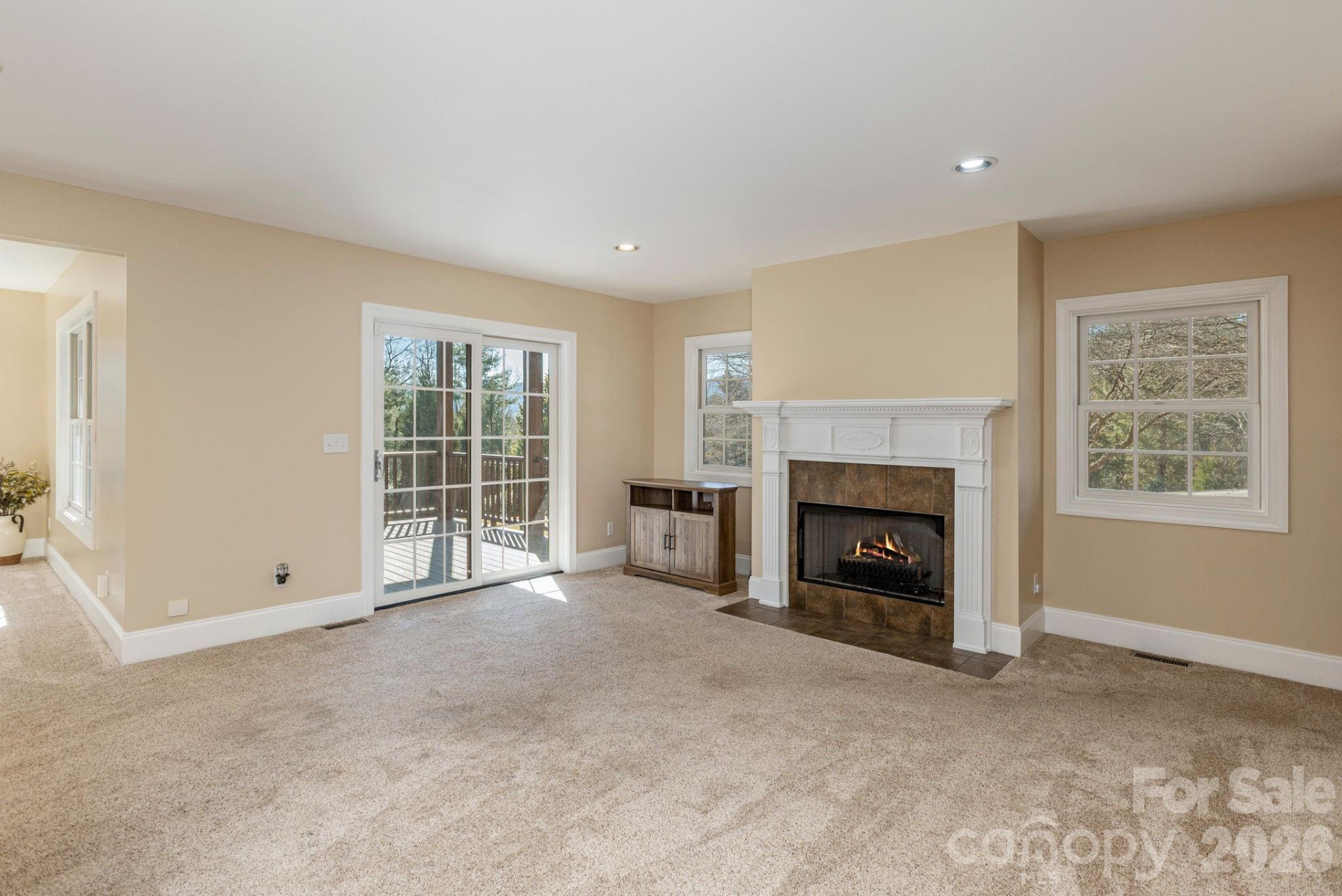 16 WINTERBERRY Drive - Photo 38