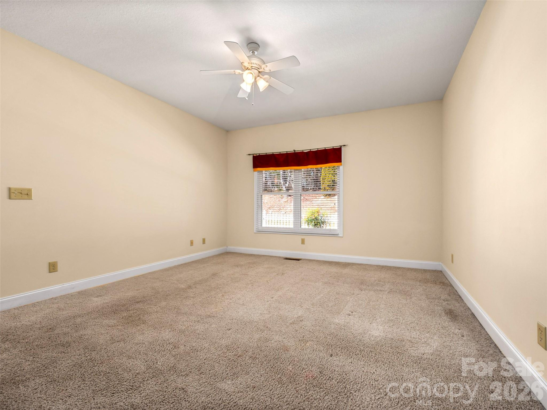 21 Holiday Drive - Photo 20