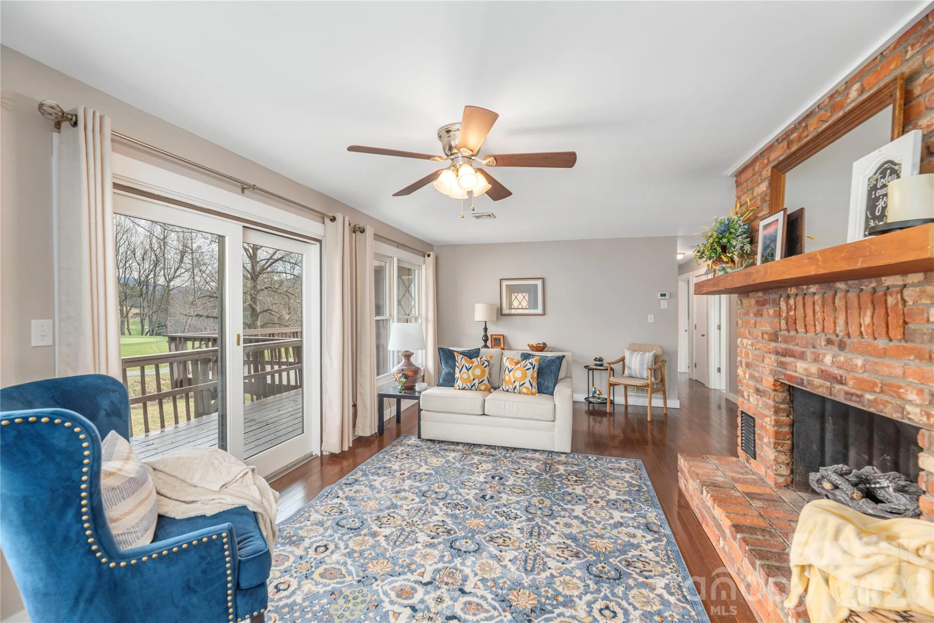 85 Dawn Lane