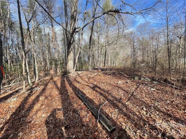 218 Max Metcalf Road