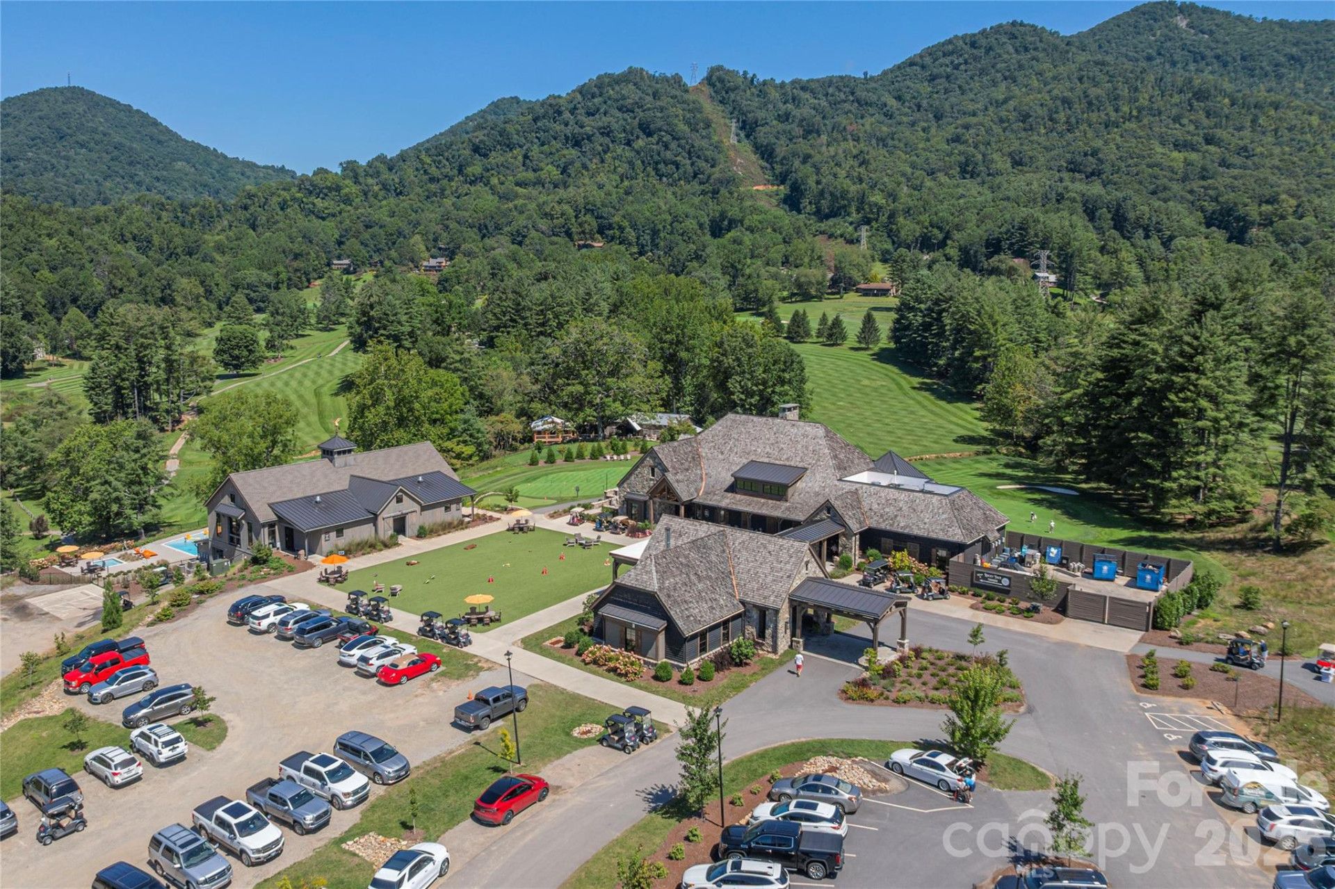 1345 Country Club Drive - Photo 18