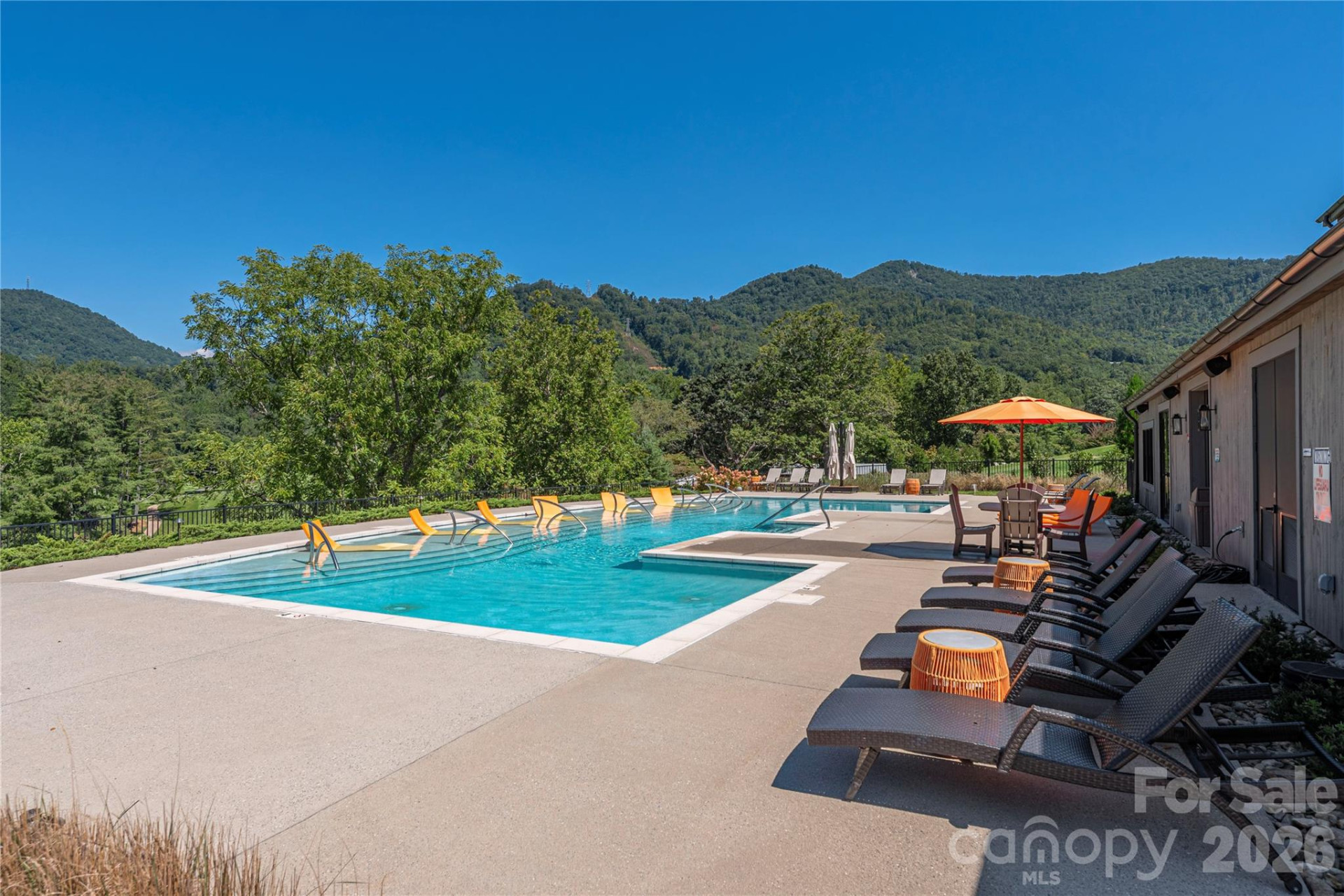 1345 Country Club Drive - Photo 24