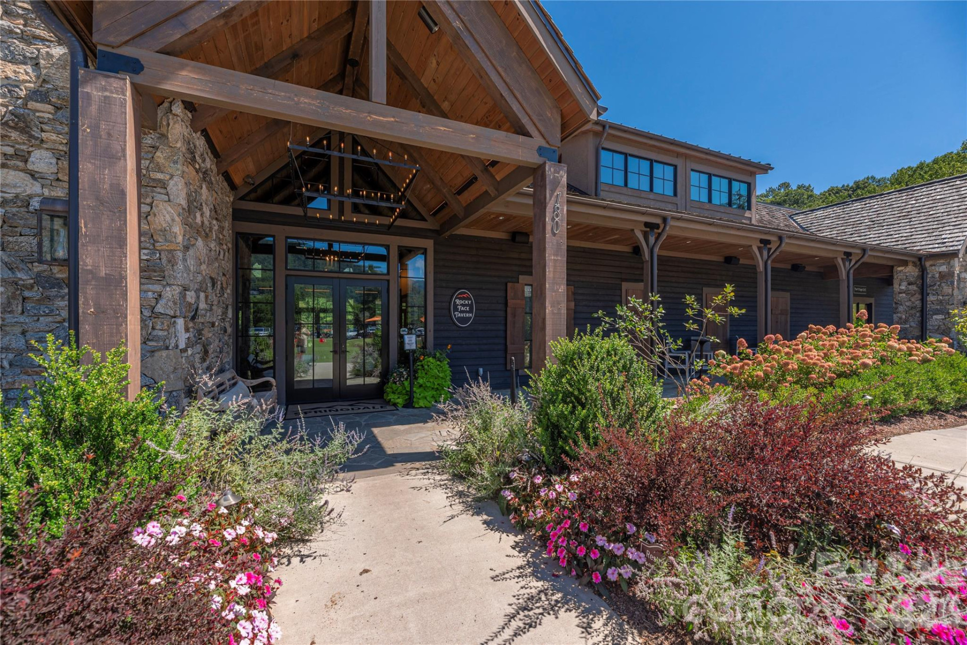 1345 Country Club Drive - Photo 30