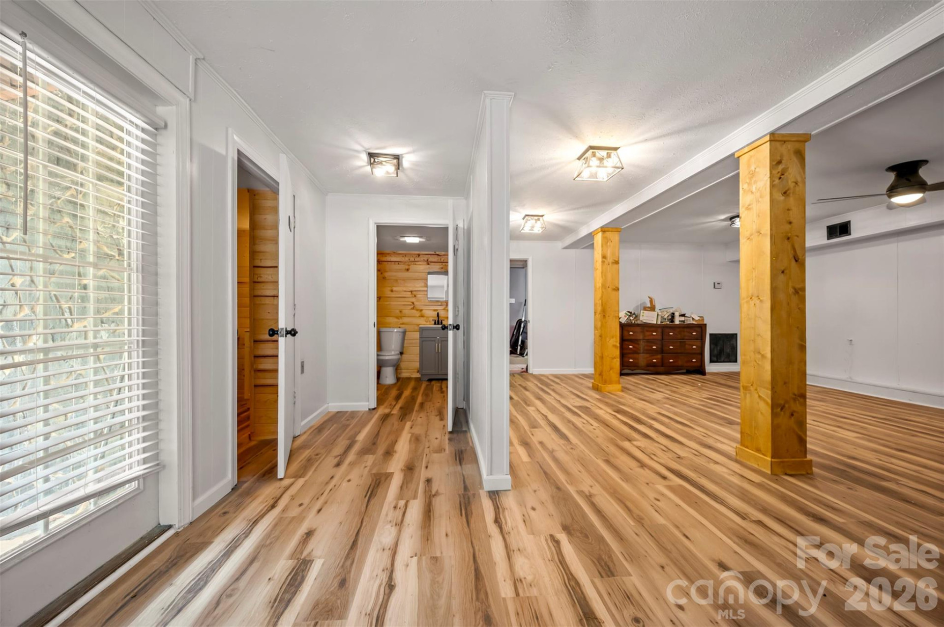 1840 Memorial Highway - Photo 22